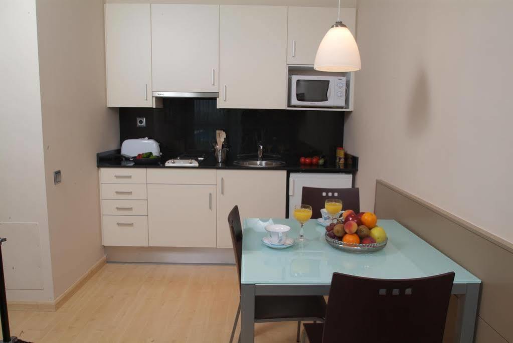 Apartamentos Royal Marina Gardens Castelldefels Exterior foto