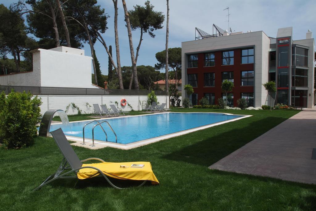 Apartamentos Royal Marina Gardens Castelldefels Exterior foto