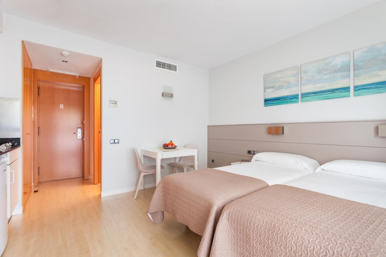 Apartamentos Royal Marina Gardens Castelldefels Exterior foto