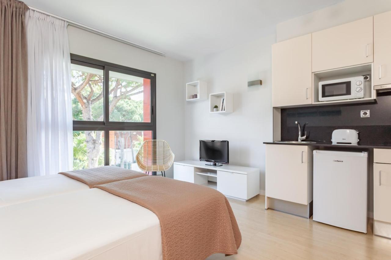 Apartamentos Royal Marina Gardens Castelldefels Exterior foto