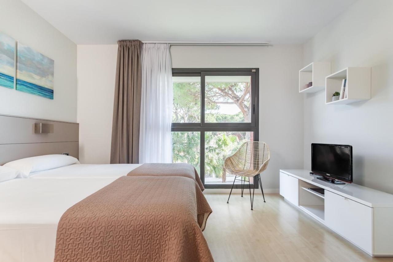 Apartamentos Royal Marina Gardens Castelldefels Exterior foto